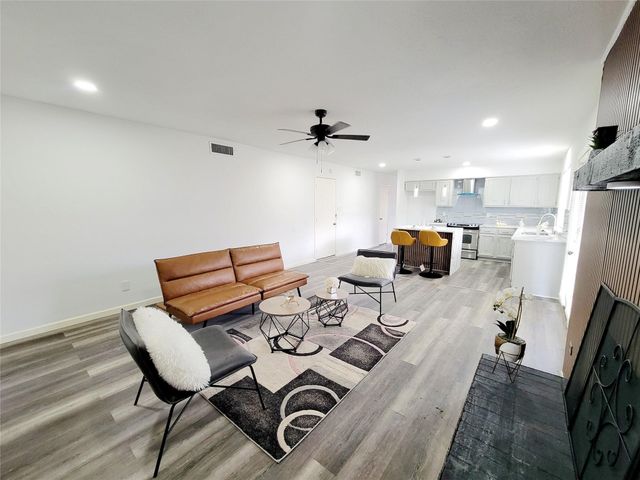 4636 Gleneagle Street, Mesquite, TX 75150