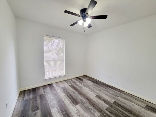 4636 Gleneagle Street, Mesquite, TX 75150