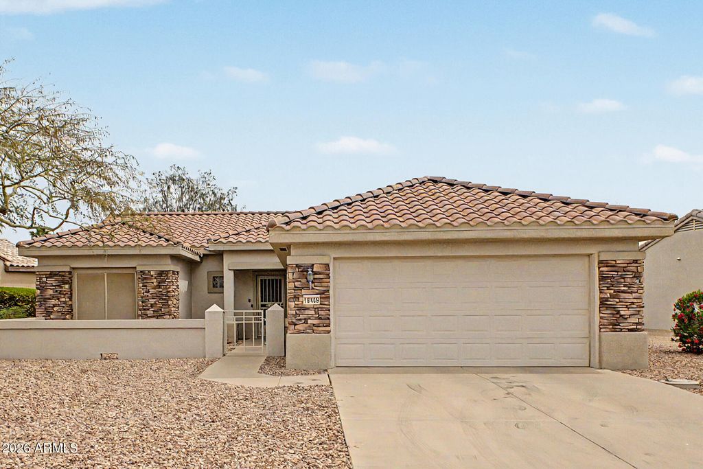 19409 N PAPAGO Drive, Surprise, AZ 85374 — exterior