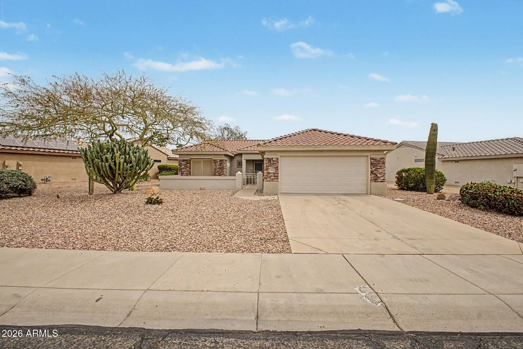19409 N PAPAGO Drive, Surprise, AZ 85374 — photo 2