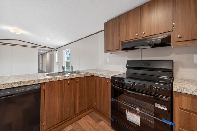 10895 Catfish Drive, Wills Point, TX 75474