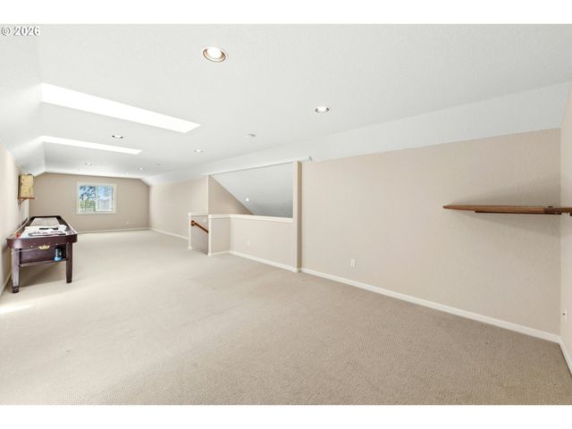 10523 Se CHARLOTTE Dr, Happy Valley, OR 97086