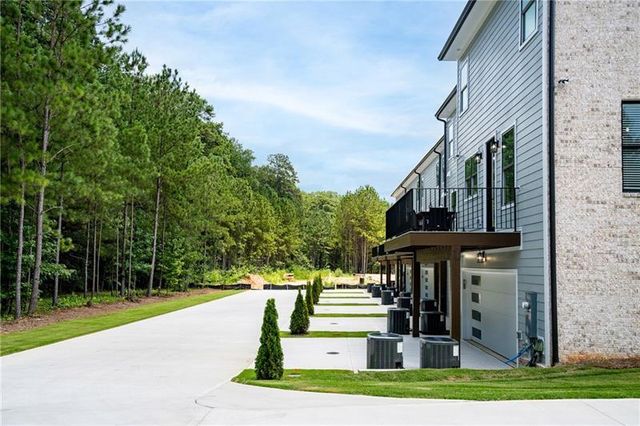 173 Brush Creek Court, Stockbridge, GA 30281