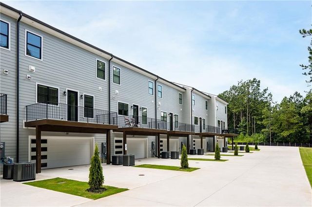 173 Brush Creek Court, Stockbridge, GA 30281