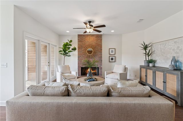 217 Settlers Road, St Simons Island, GA 31522