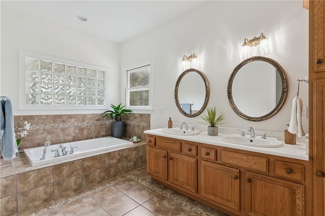 217 Settlers Road, St Simons Island, GA 31522