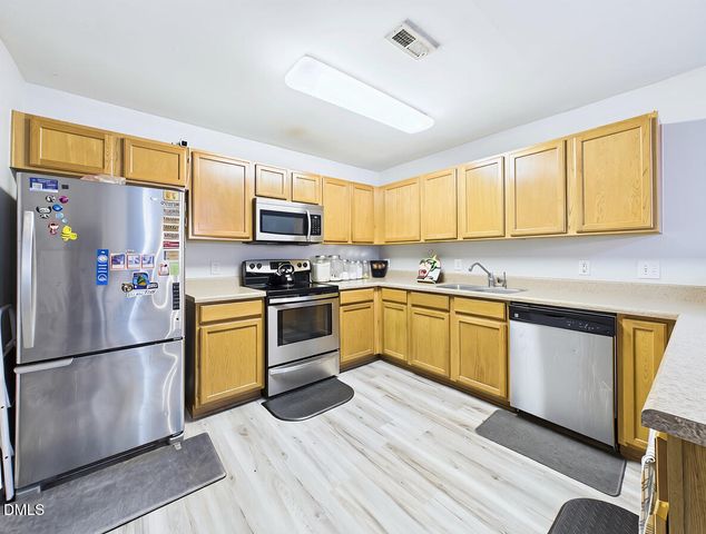 3790 Burtons Barn Street, Raleigh, NC 27610