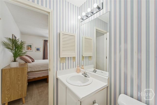 211 Edgewater Road, Savannah, GA 31406