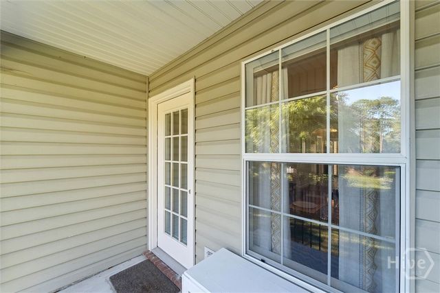 211 Edgewater Road, Savannah, GA 31406