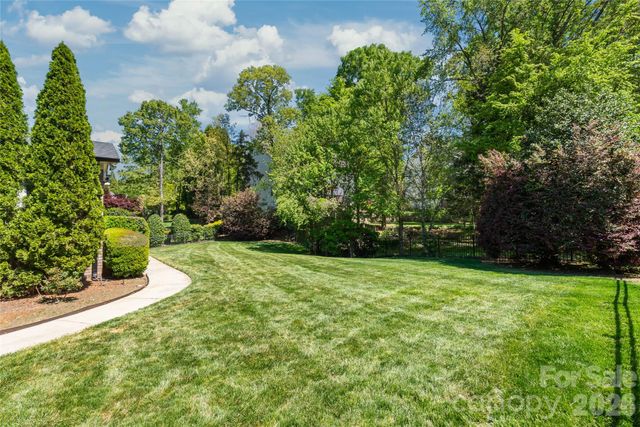 4139 French Fields Lane, Harrisburg, NC 28075