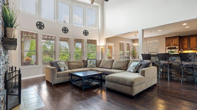 4509 Mont Blanc DR, Bee Cave, TX 78738
