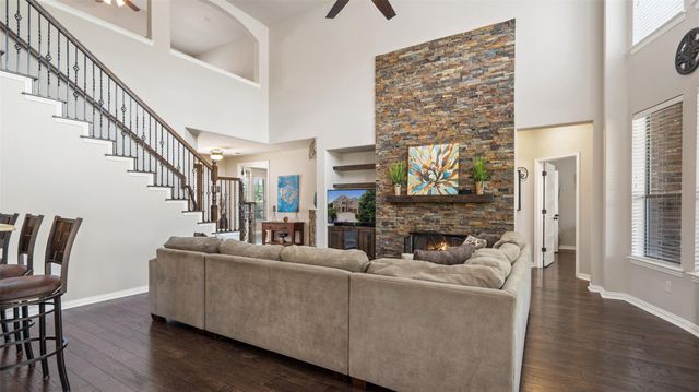 4509 Mont Blanc DR, Bee Cave, TX 78738