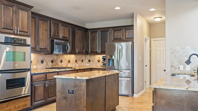 4509 Mont Blanc DR, Bee Cave, TX 78738