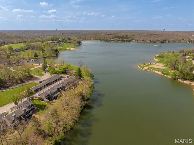 124 Geneva Cove Drive, Innsbrook, MO 63390