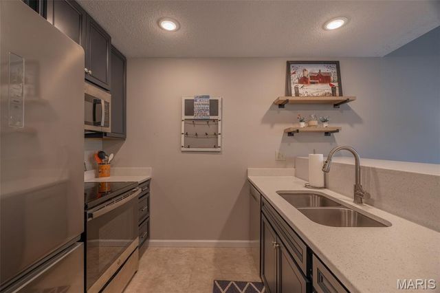 124 Geneva Cove Drive, Innsbrook, MO 63390