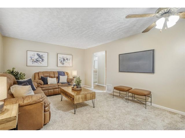 5380 Johnson St, Arvada, CO 80002