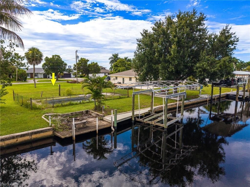 116 E North Shore AVE, NORTH FORT MYERS, FL 33917 — photo 4