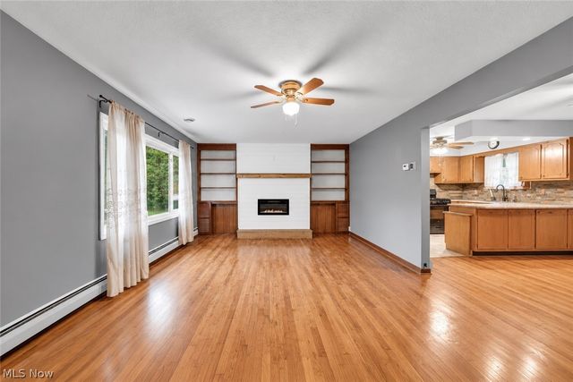14582 Prospect Road, Strongsville, OH 44149