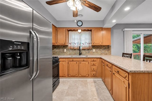 14582 Prospect Road, Strongsville, OH 44149