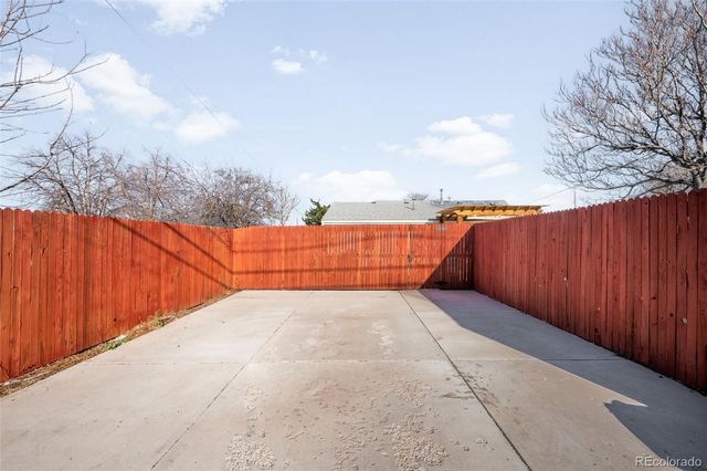 3613 N Harrison st, Denver, CO 80205