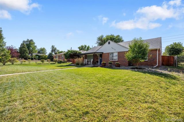 3613 N Harrison st, Denver, CO 80205