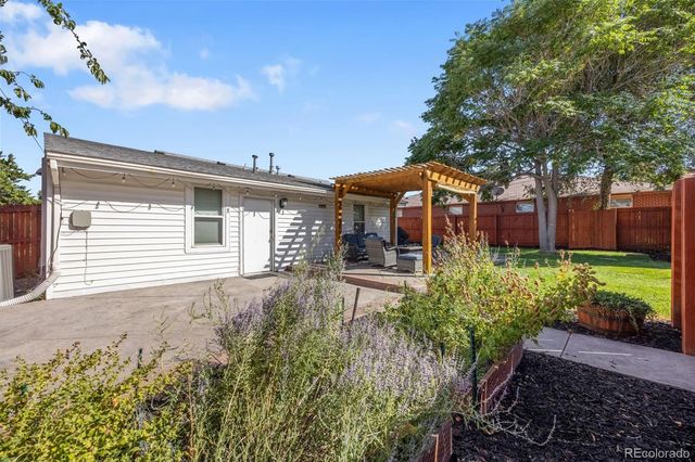 3613 N Harrison st, Denver, CO 80205