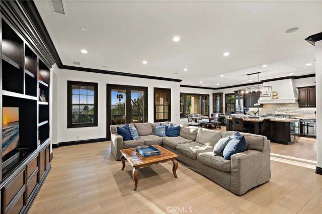 2 Galaxy Isle, Ladera Ranch, CA 92694
