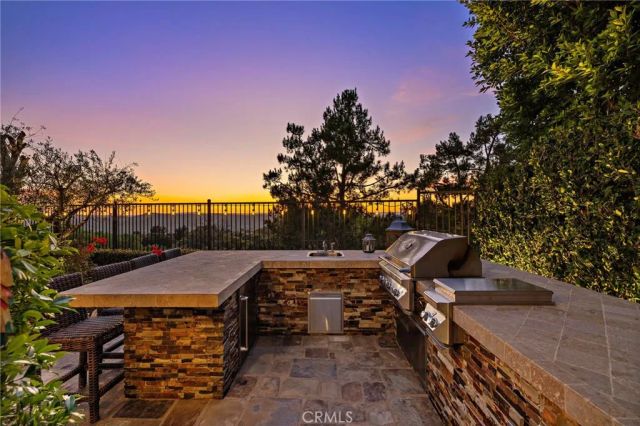 2 Galaxy Isle, Ladera Ranch, CA 92694
