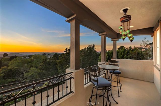 2 Galaxy Isle, Ladera Ranch, CA 92694