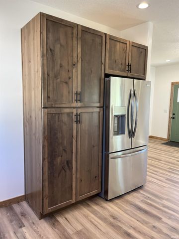 508 N Cherry Street, Hartford City, IN 47348