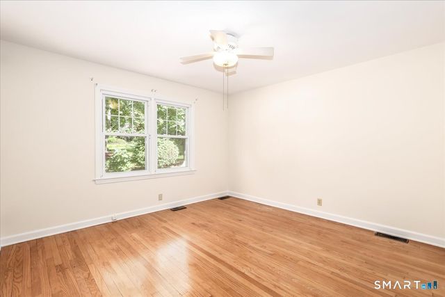 70 Benedict Avenue, Fairfield, CT 06825