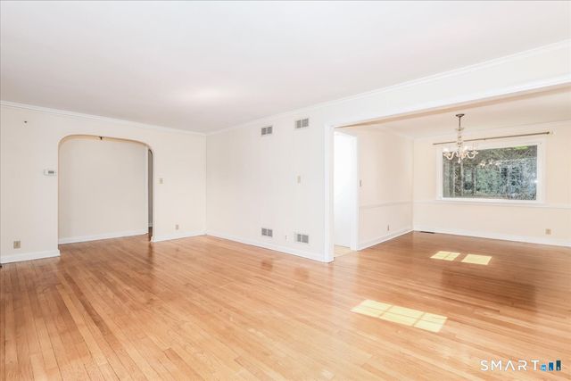 70 Benedict Avenue, Fairfield, CT 06825