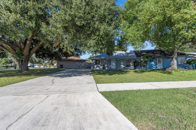 1498 HENDREN DRIVE, Orlando, FL 32807