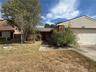 6010 Barons Dr, Corpus Christi, TX 78415