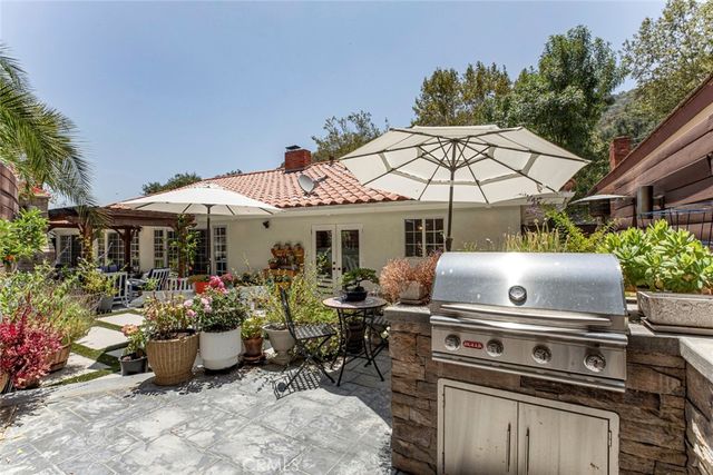 1331 Beaudry, Glendale, CA 91208