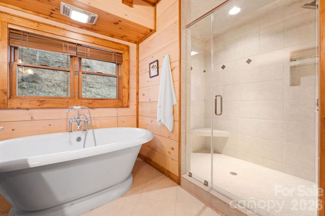 635 Acorn Nvno, Zionville, NC 28698
