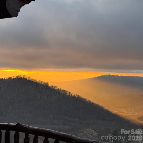 635 Acorn Nvno, Zionville, NC 28698