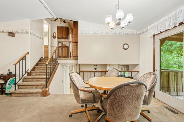 212 Weblos Trail, Valparaiso, IN 46385
