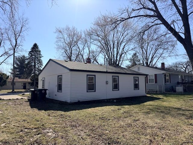 3036 Coral Drive, Hobart, IN 46342