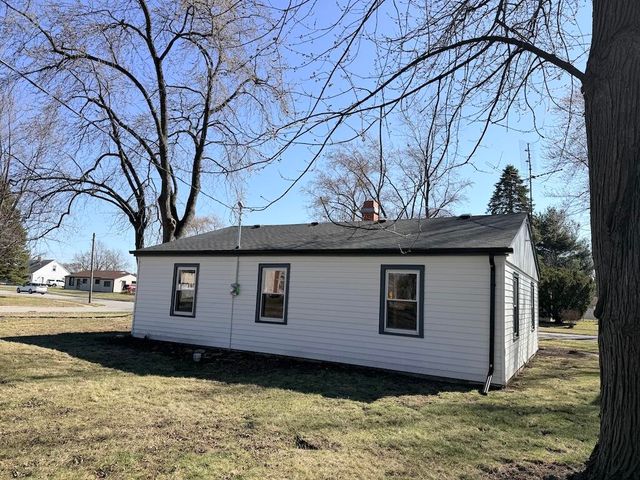 3036 Coral Drive, Hobart, IN 46342