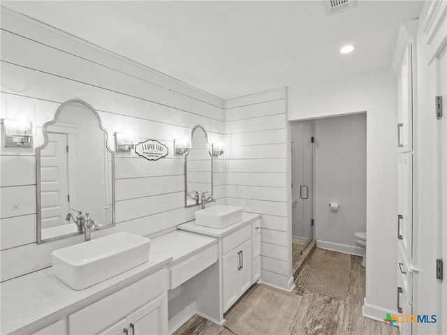 3177 Wooded Acres Road, Belton, TX 76513