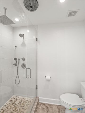 3177 Wooded Acres Road, Belton, TX 76513