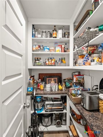 3177 Wooded Acres Road, Belton, TX 76513