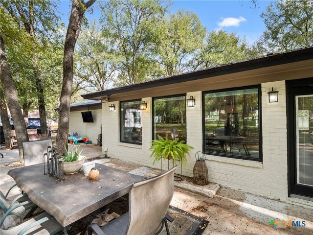 3177 Wooded Acres Road, Belton, TX 76513