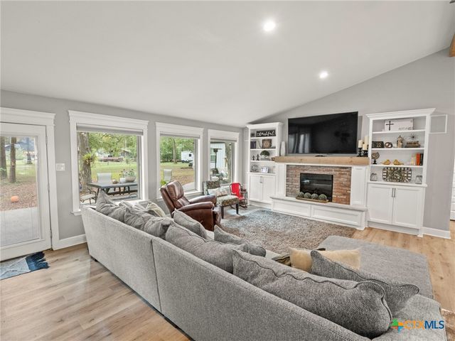 3177 Wooded Acres Road, Belton, TX 76513