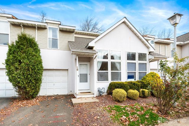 18 parkside Drive, Jamesburg, NJ 08831