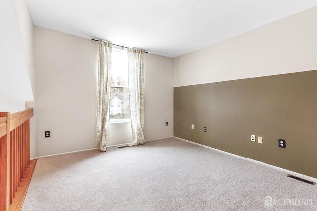 18 parkside Drive, Jamesburg, NJ 08831