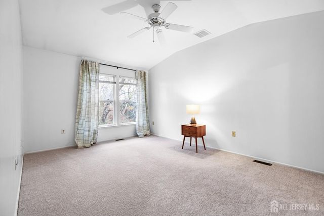 18 parkside Drive, Jamesburg, NJ 08831