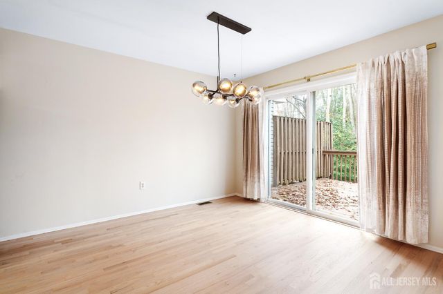 18 parkside Drive, Jamesburg, NJ 08831