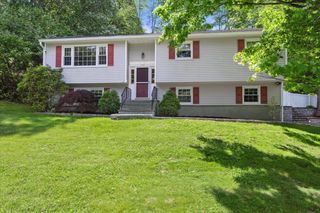 47 Lockwood Road, Cortlandt Manor, NY 10567